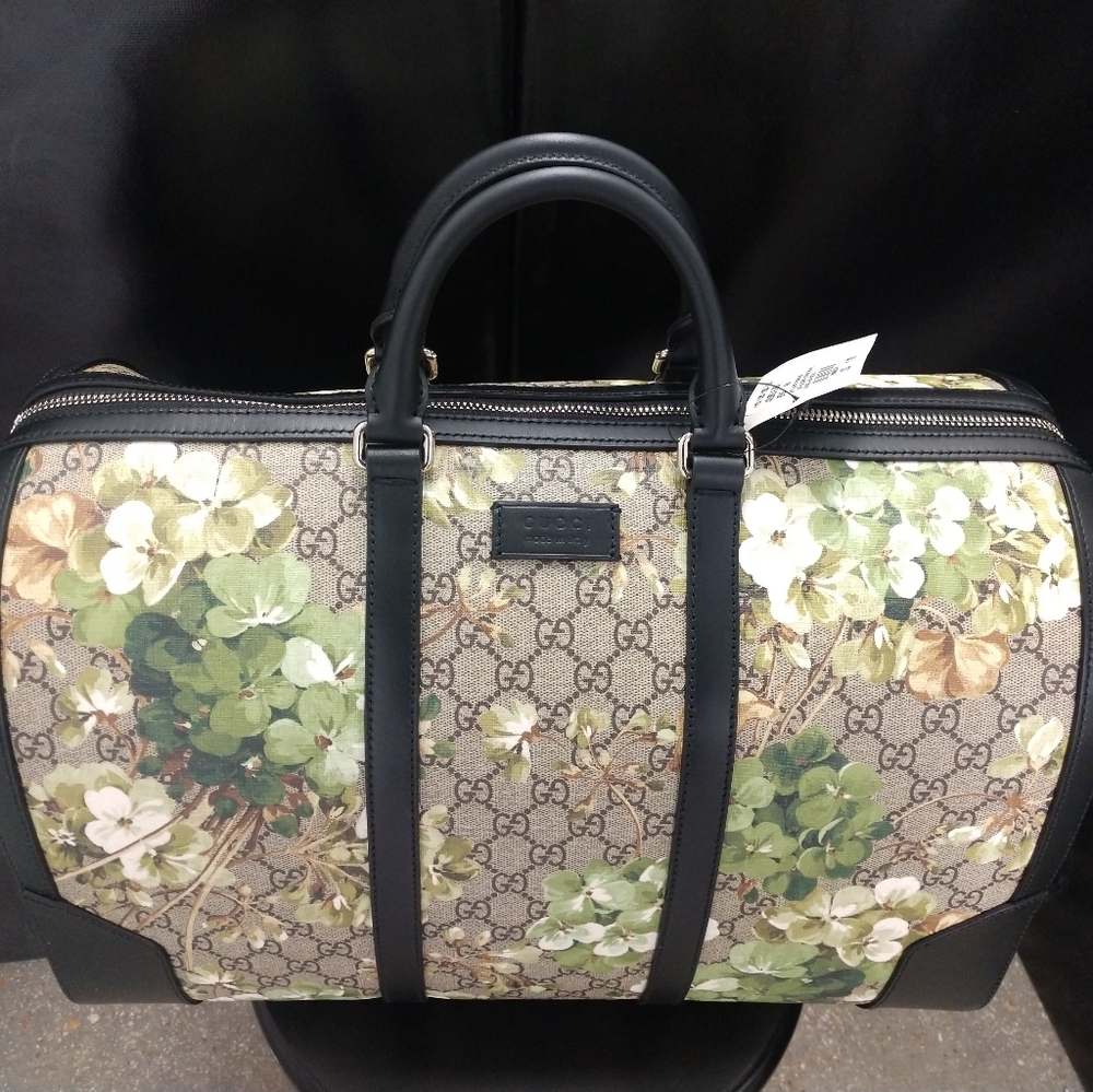 Gucci duffle bag